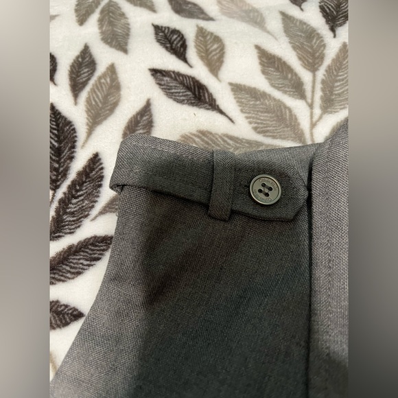 Calvin Klein belted button up dress. - Picture 7 of 13